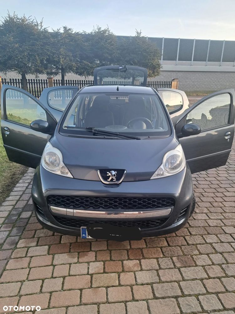 Peugeot 107 1.0 Urban Move - 1