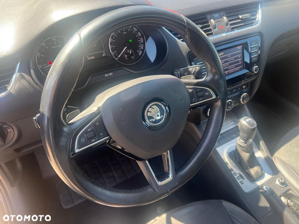 Skoda Octavia 1.8 TSI Elegance DSG - 33