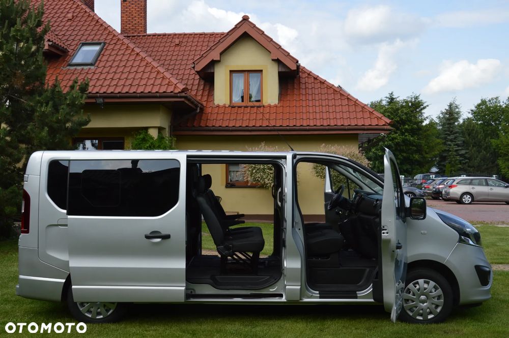 Opel Vivaro L2H1 2,9t Elegance Business - 34