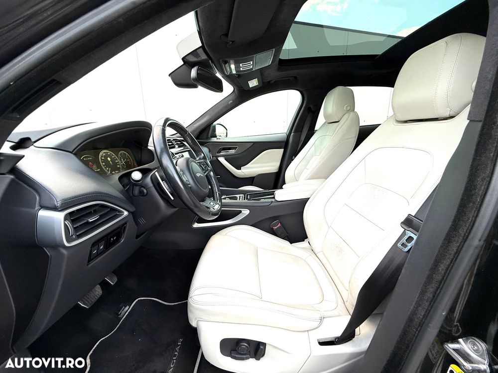 Jaguar F-Pace 30d AWD S - 12