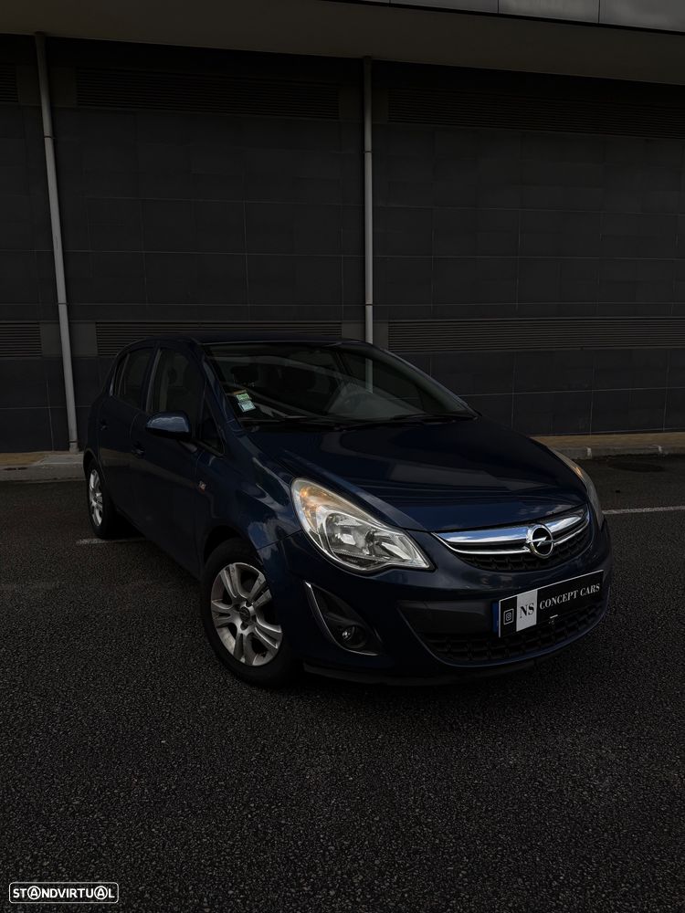 Opel Corsa 1.2 Connect - 1