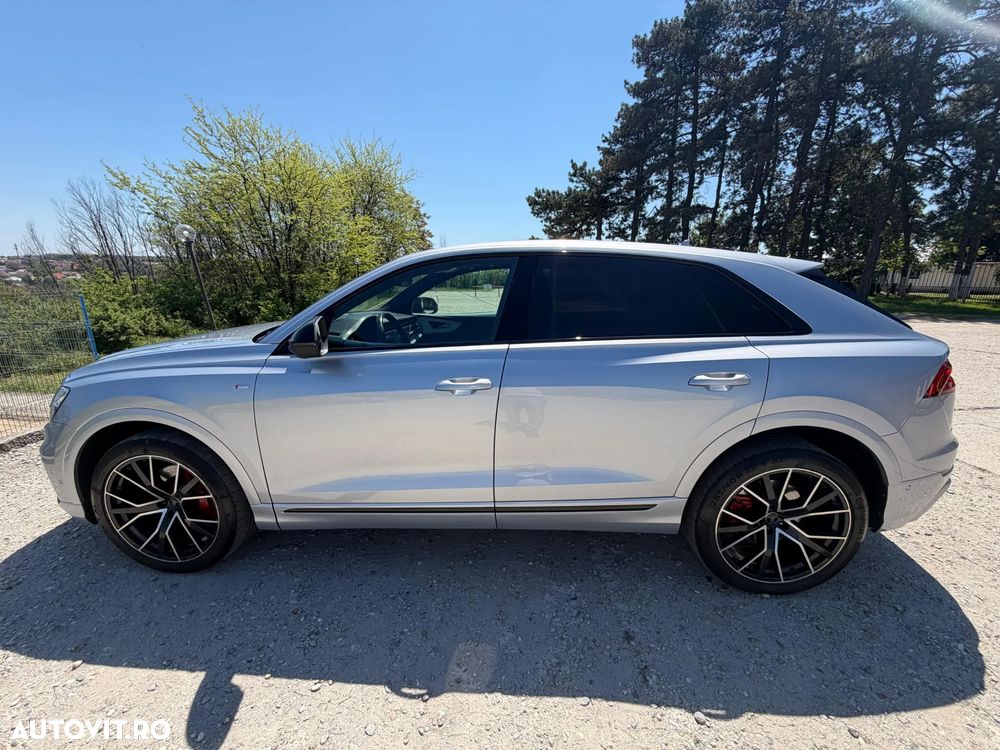 Audi Q8 - 6