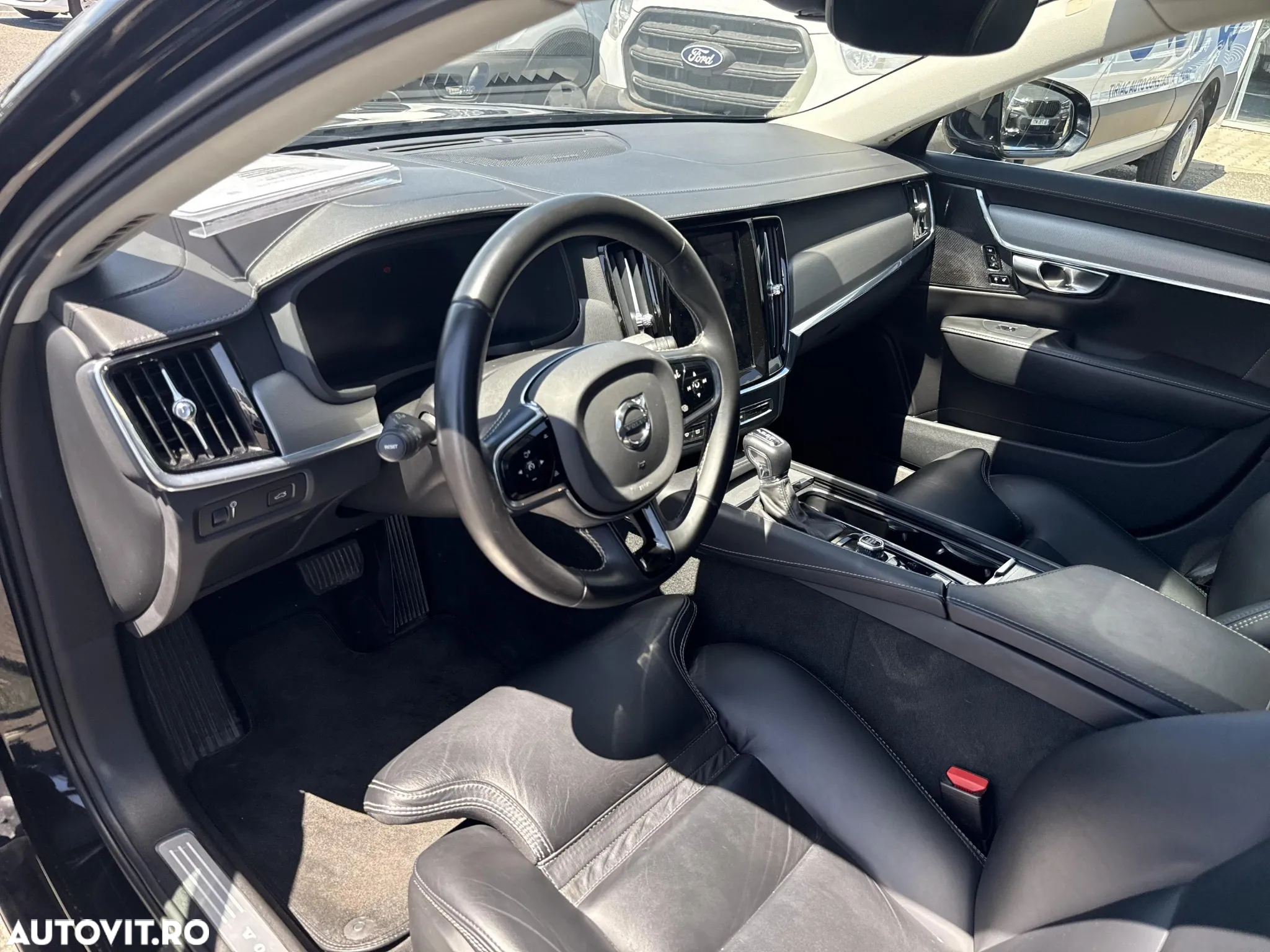 Volvo S90 D5 AWD Geartronic Inscription - 9