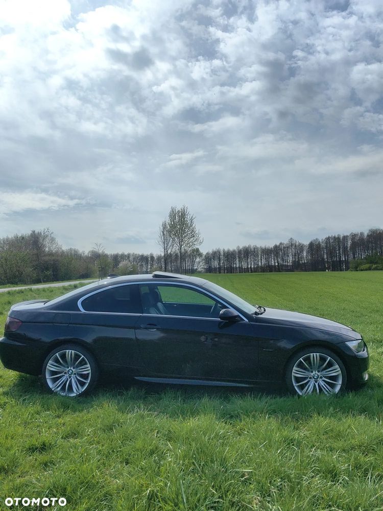 BMW Seria 3 330i - 2