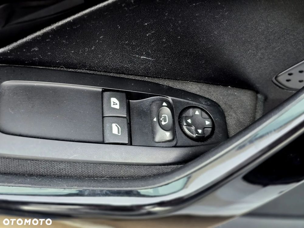 Peugeot 208 PureTech 82 Start & Stop Style - 24