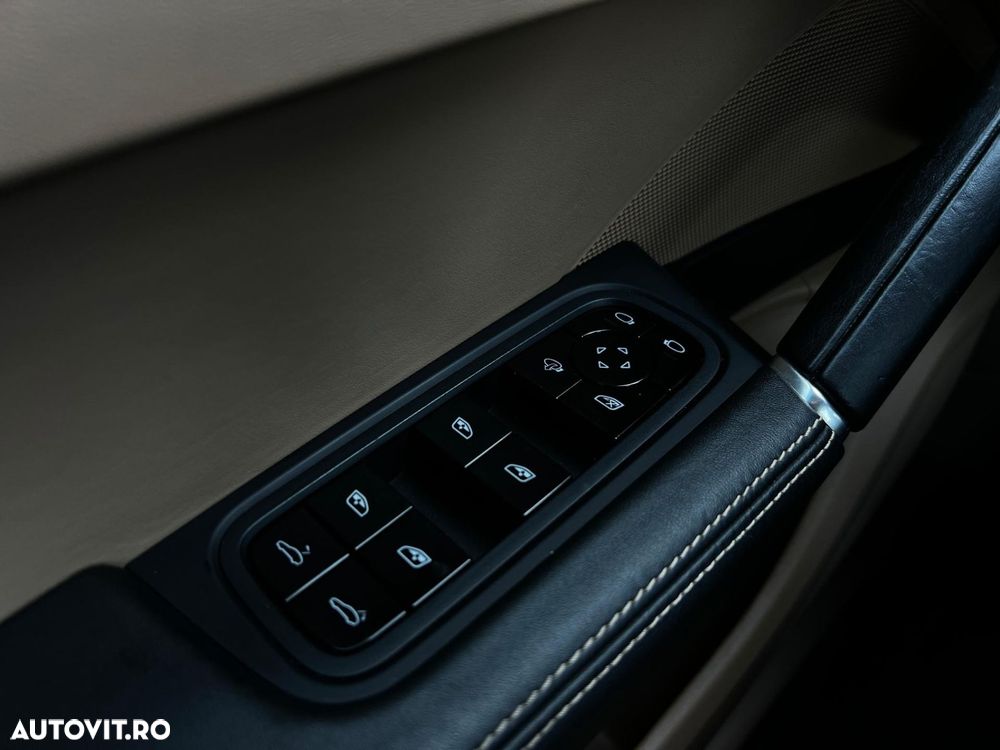 Porsche Cayenne - 23