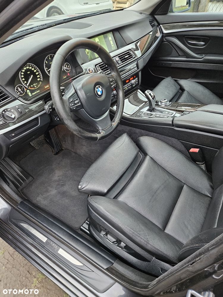 BMW Seria 5 530d xDrive - 5