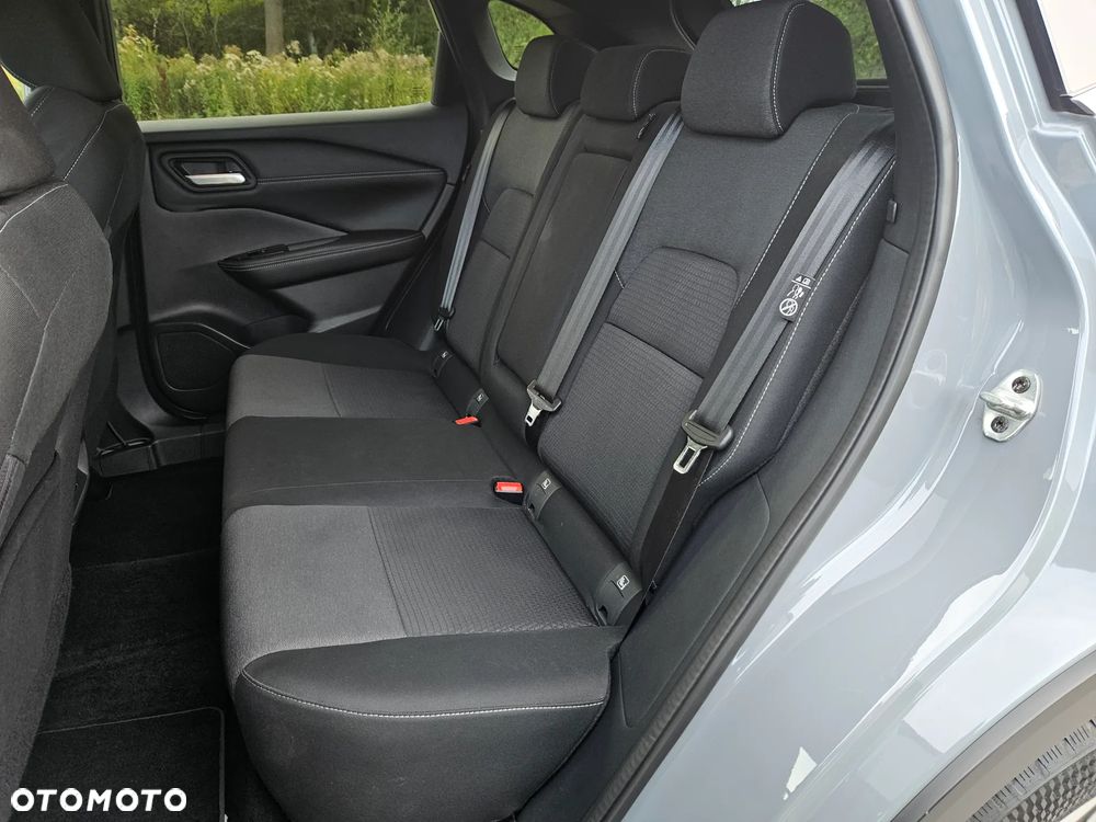 Nissan Qashqai 1.3 DIG-T N-CONNECTA - 26