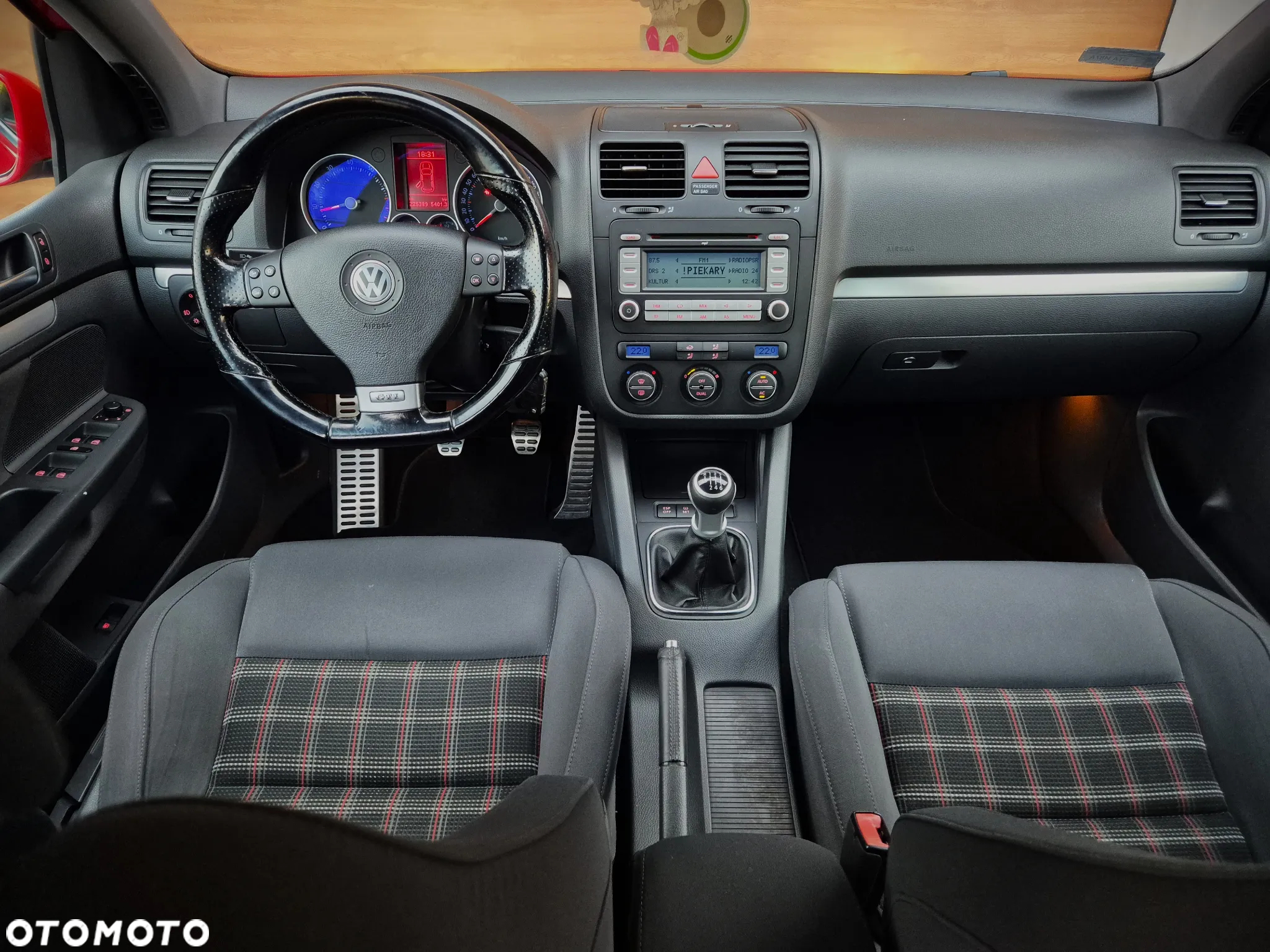 Volkswagen Golf V 2.0 TSI GTI - 27