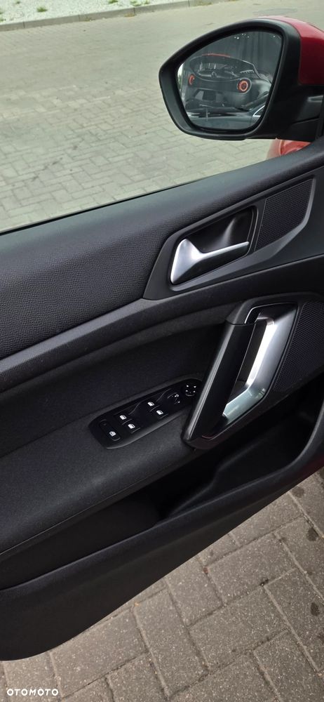 Peugeot 308 BlueHDi FAP 120 Stop & Start Allure - 24