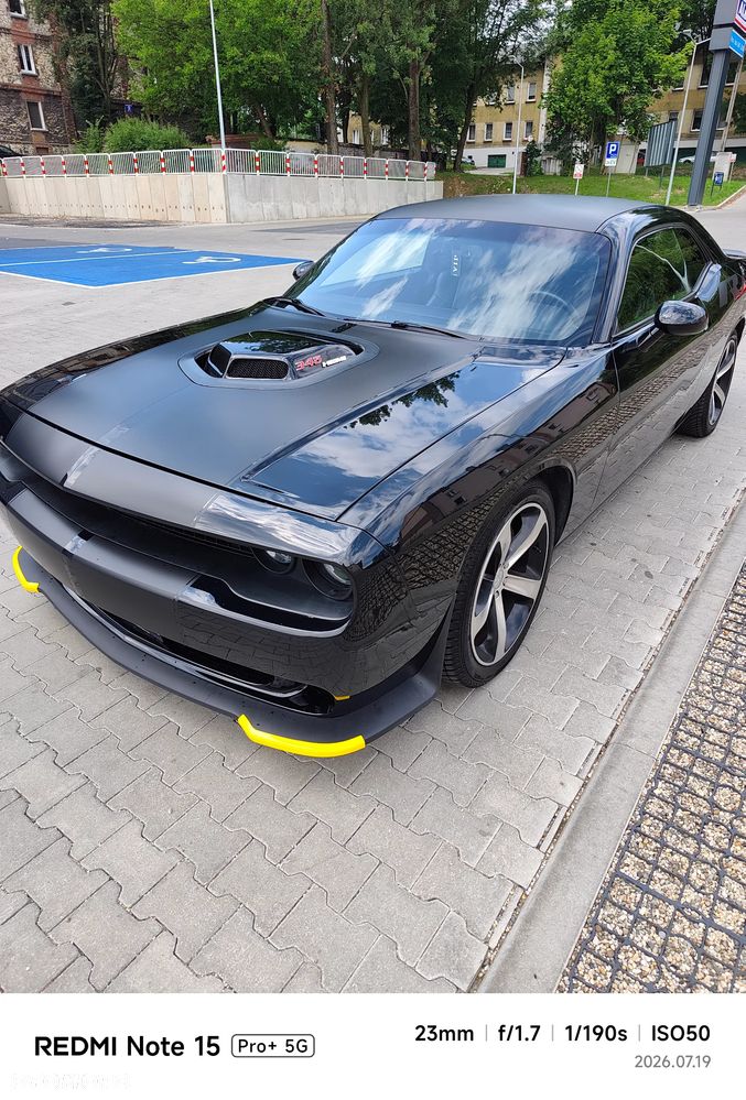 Dodge Challenger - 2