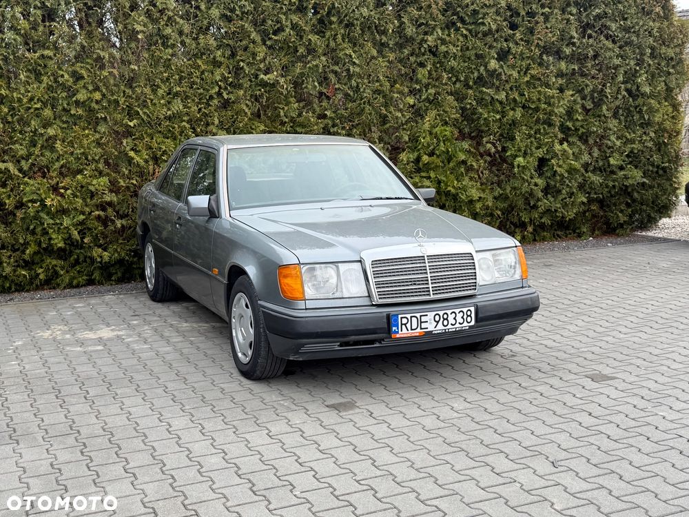 Mercedes-Benz W124 (1984-1993) - 1
