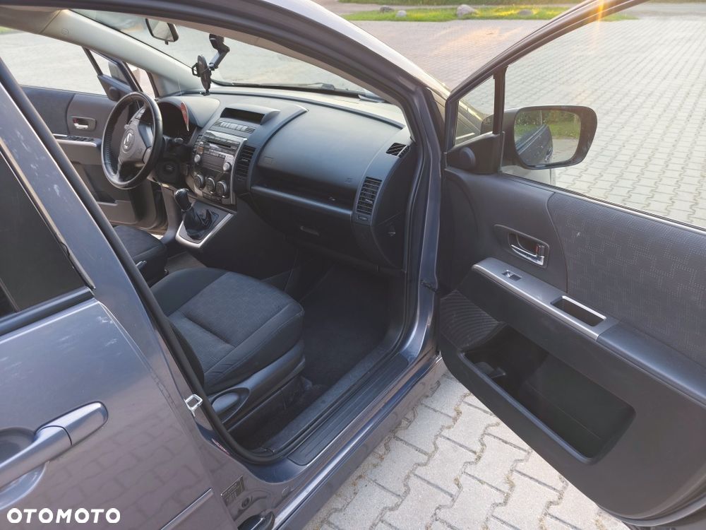 Mazda 5 - 7