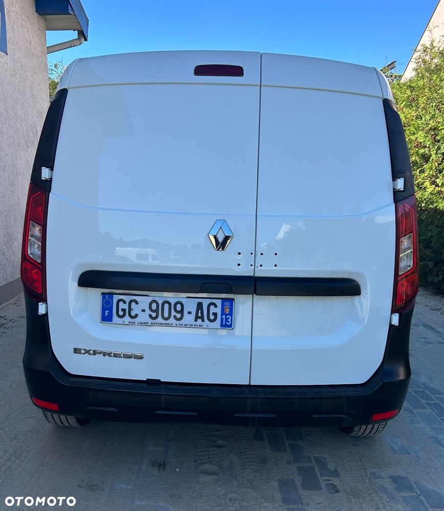 Renault Express - 7