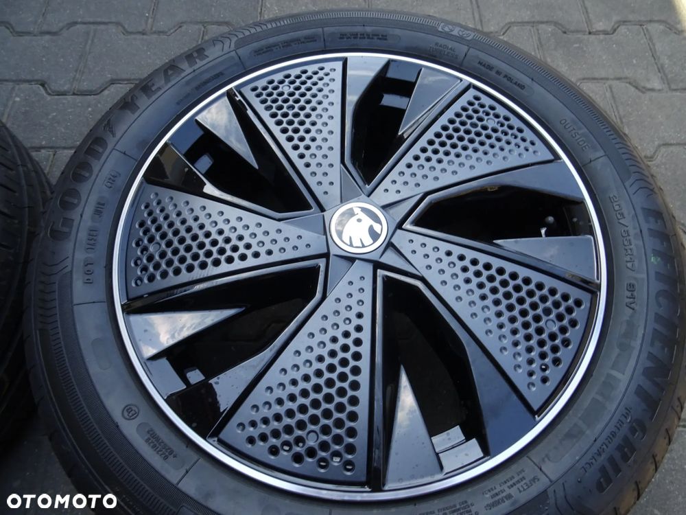 5x112x57 6,5Jx17 ET40 Skoda Koła letnie - 5