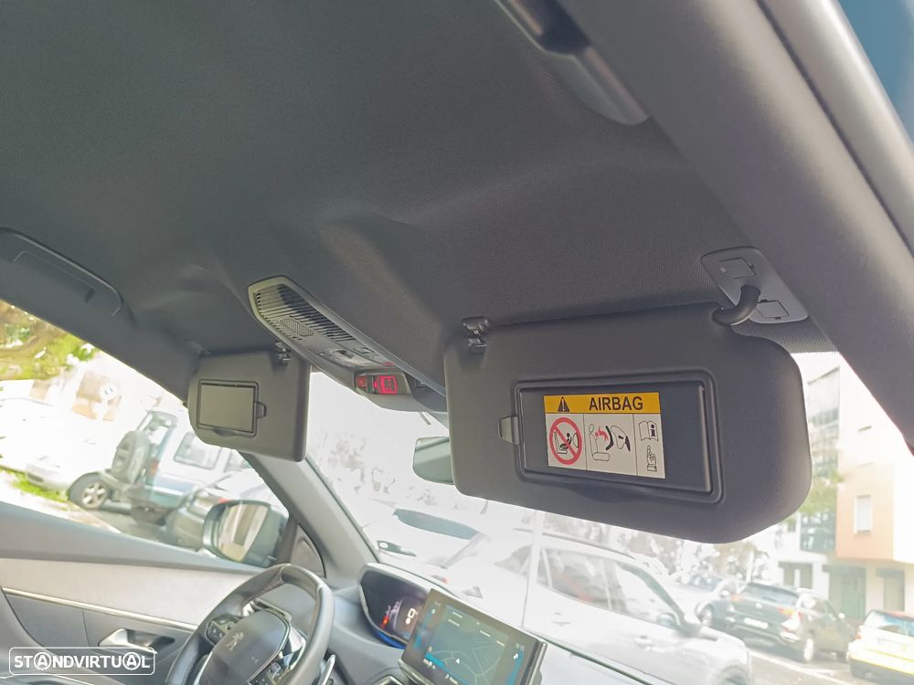 Peugeot 3008 1.2 PureTech GT EAT8 - 27