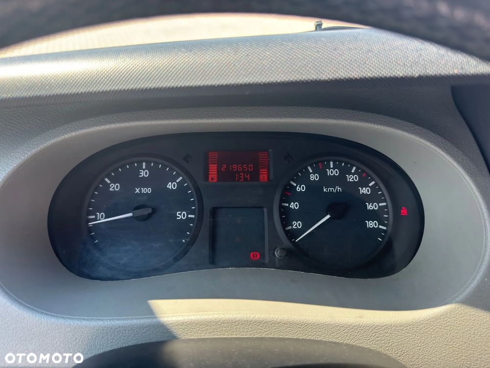 Renault Master - 10