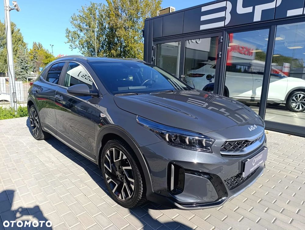 Kia XCeed 1.5 T-GDI M - 3