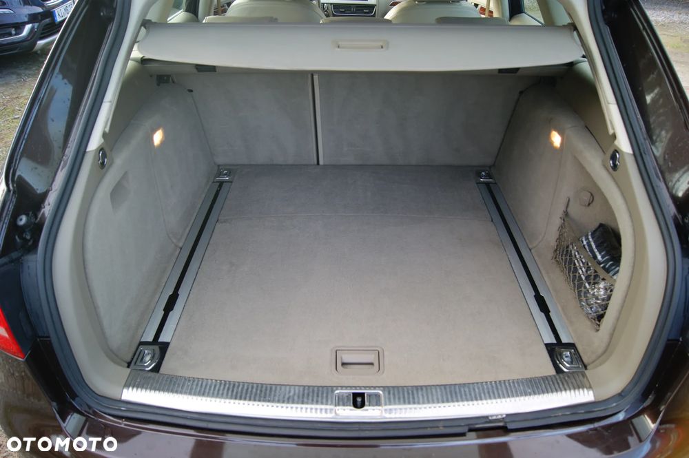 Audi A4 Avant 3.0 TDI DPF quattro S tronic Ambiente - 29