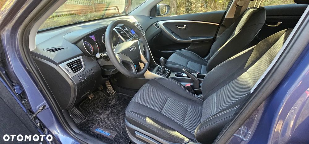 Hyundai i30 1.4 Select - 10