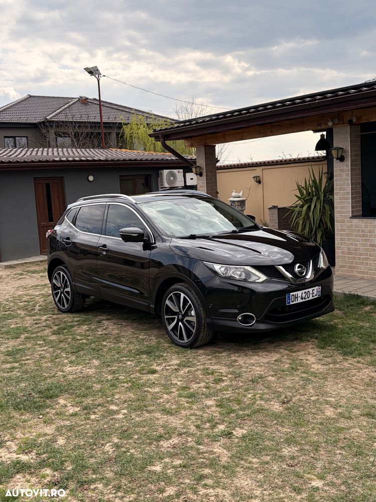 Nissan Qashqai 1.6 DCI Xtronic TEKNA - 2