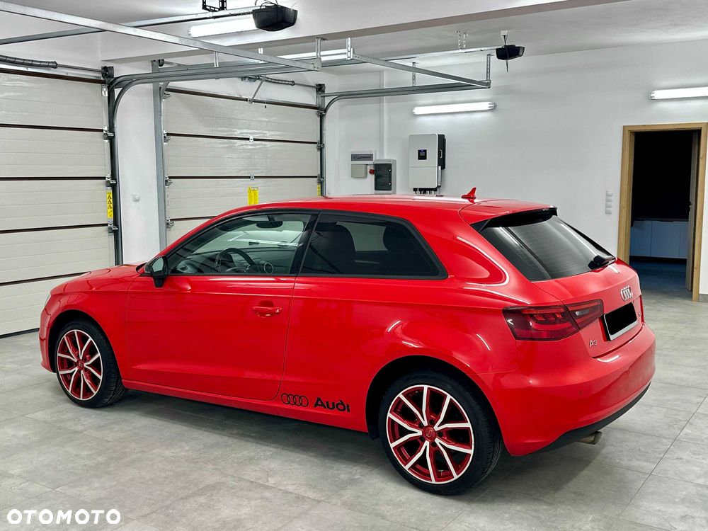 Audi A3 Sportback - 4