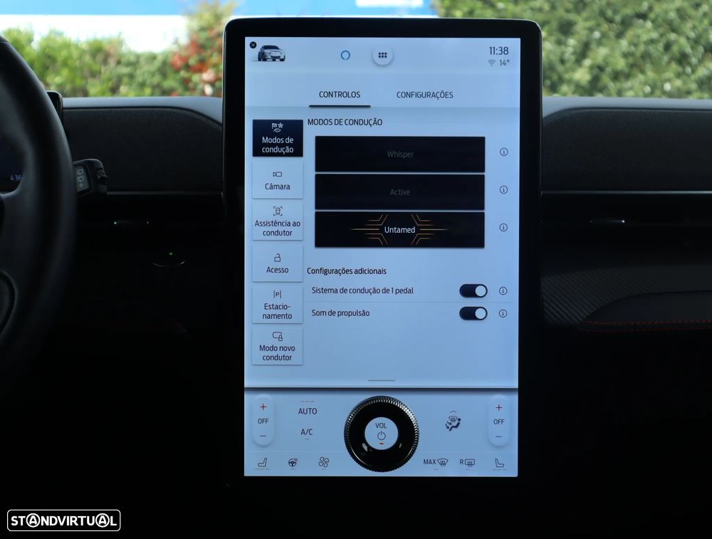 Ford Mustang Mach-E AWD PREMIUM - 48