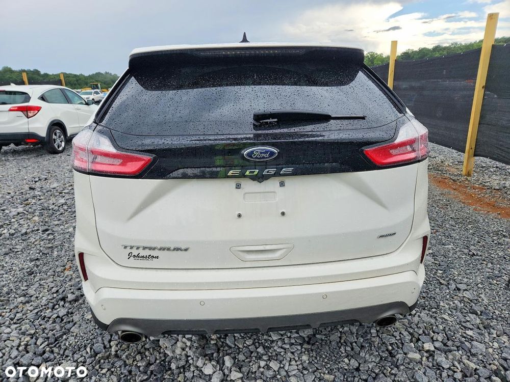 Ford Edge - 3