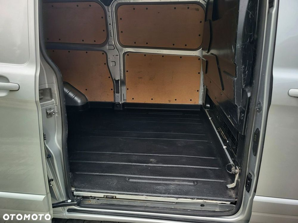 Ford Transit Custom - 15