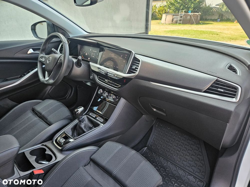 Opel Grandland 1.2 DI Business Elegance - 19
