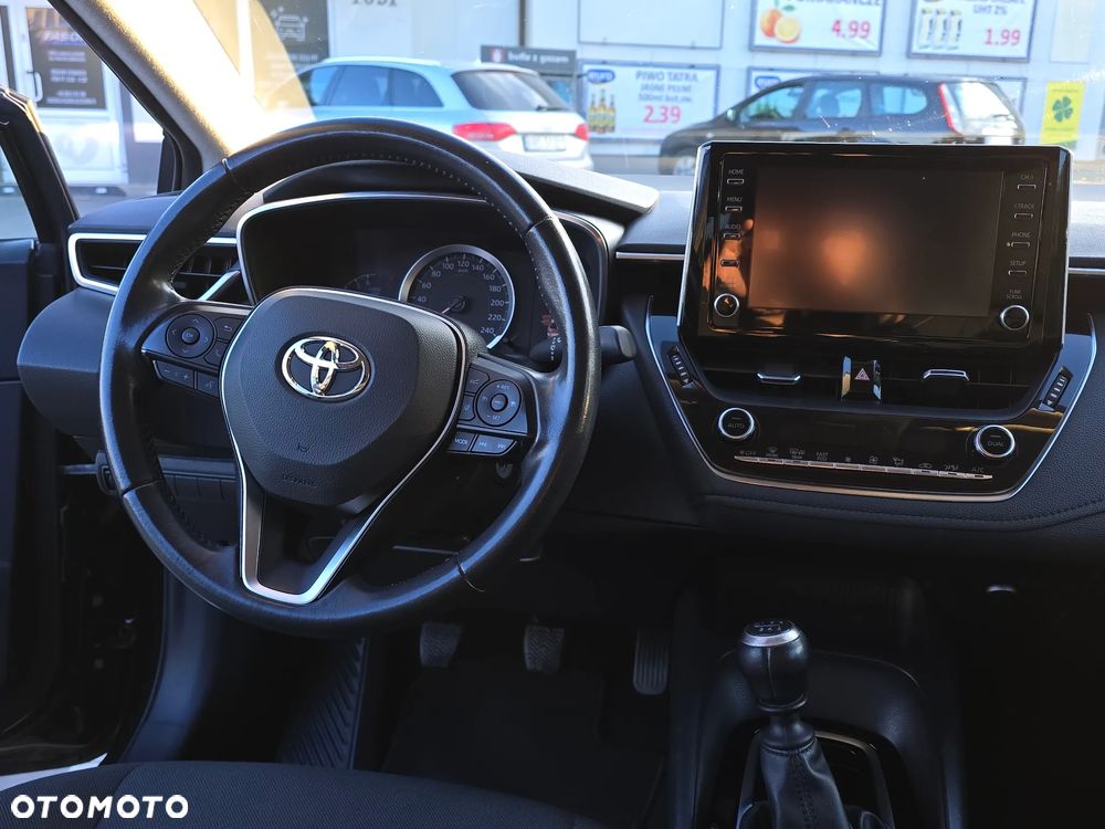 Toyota Corolla 1.6 Comfort - 9