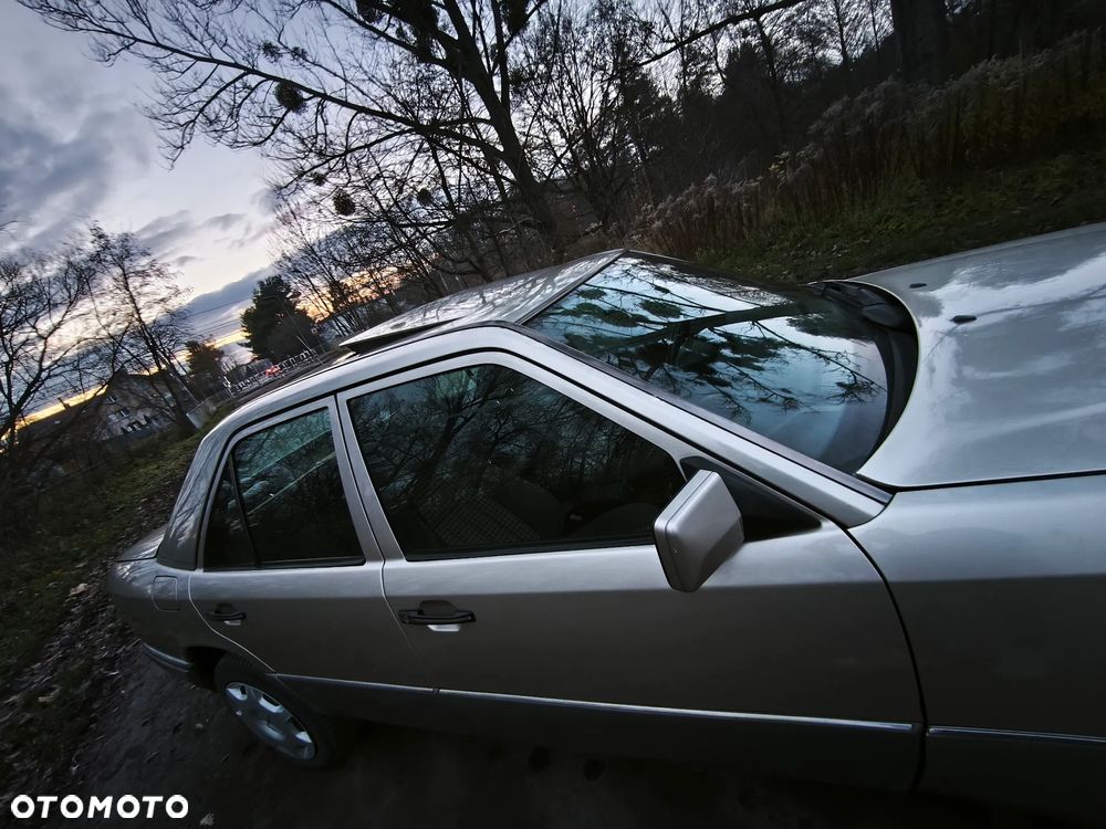 Mercedes-Benz Klasa E - 10