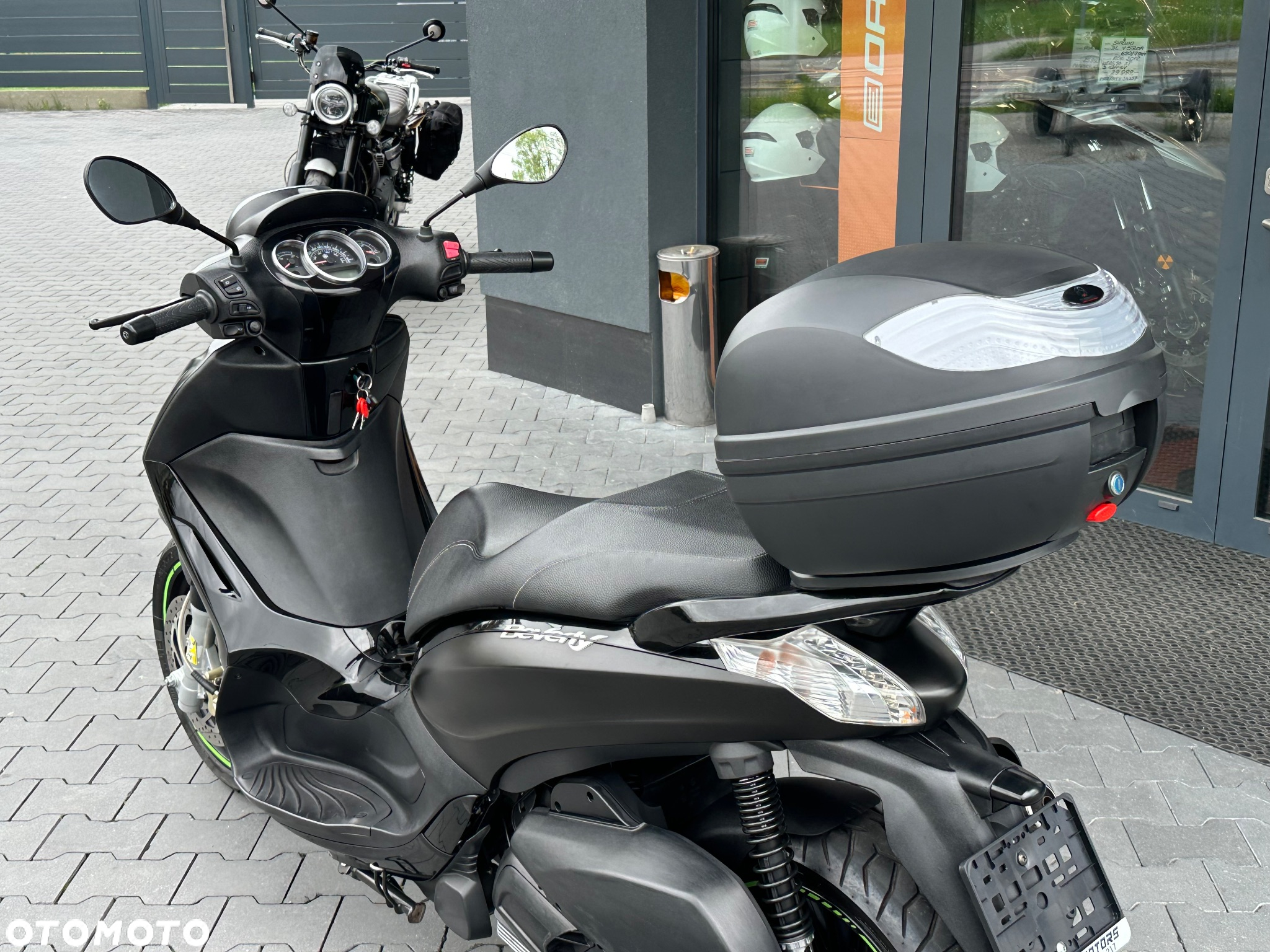 Piaggio Beverly - 23