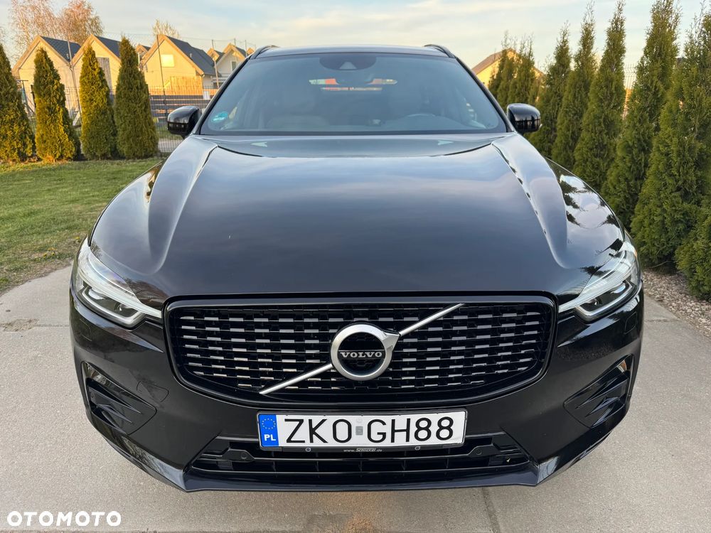 Volvo XC 60 B5 D AWD R-Design - 10