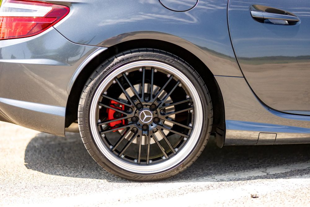 Mercedes-Benz SLK 250 CGI - 8