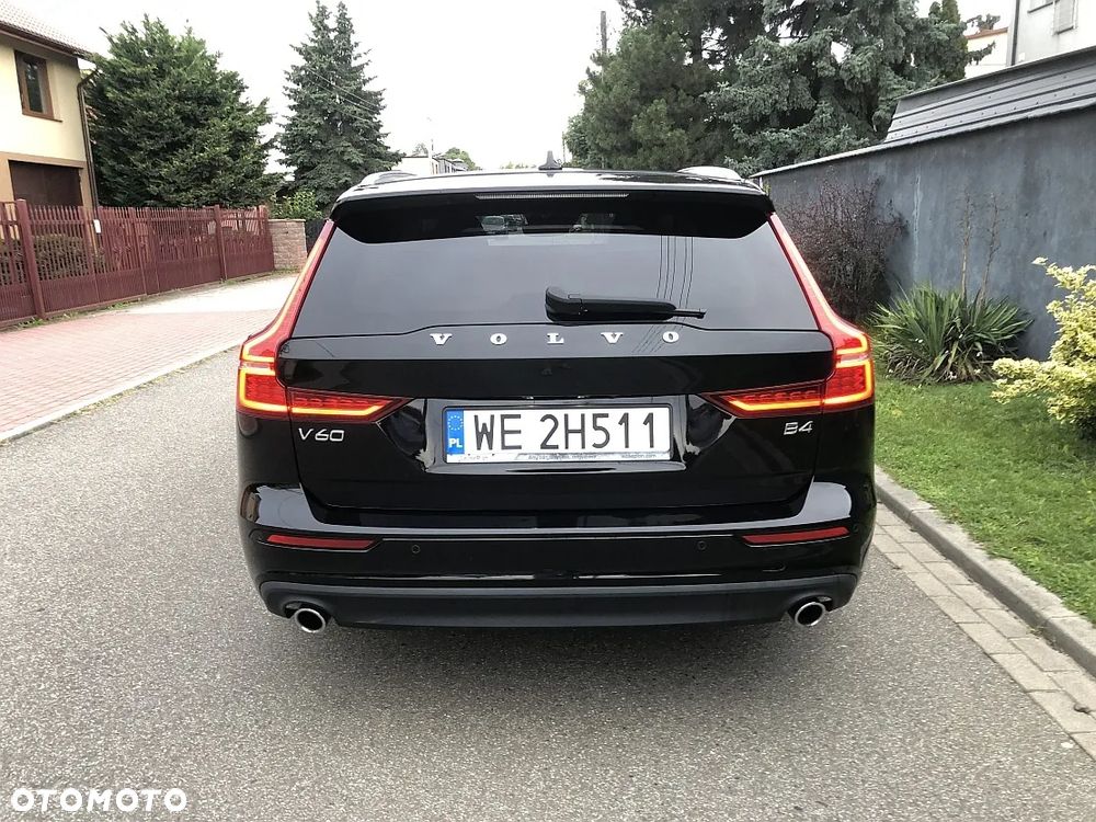 Volvo V60 B4 D Momentum Pro - 5