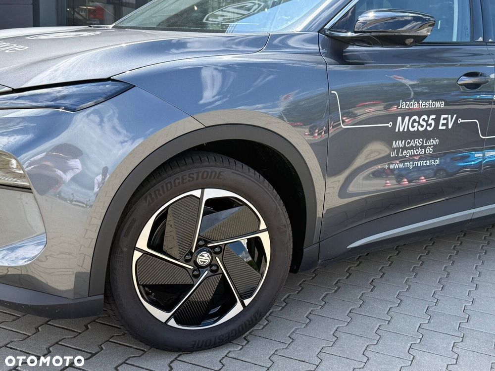 MG S5 EV - 8