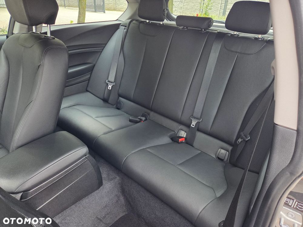 BMW Seria 1 120d BluePerformance Sport Line - 28