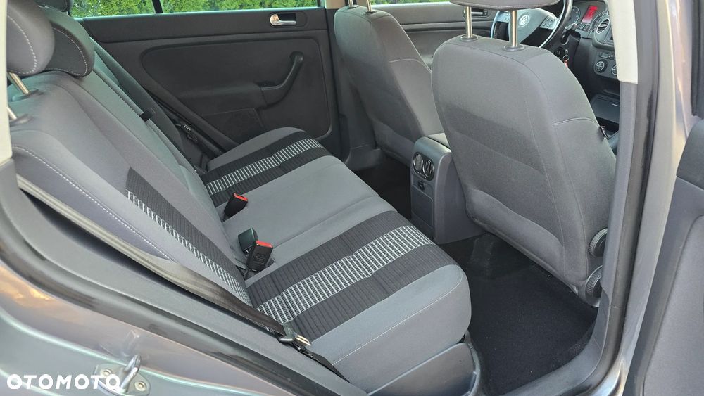 Volkswagen Golf Plus 1.4 Comfortline - 15