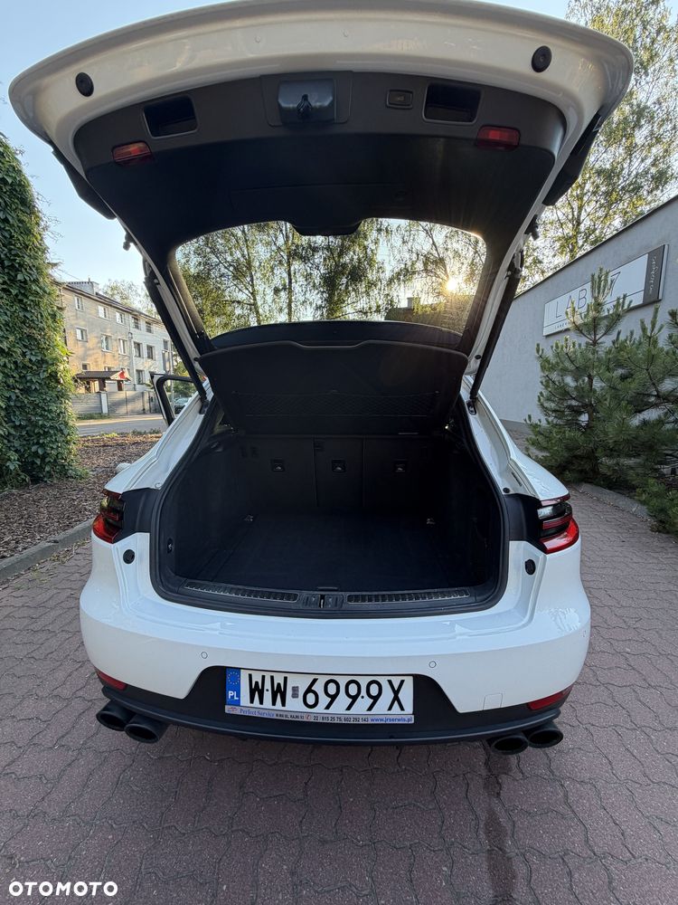 Porsche Macan Standard - 10