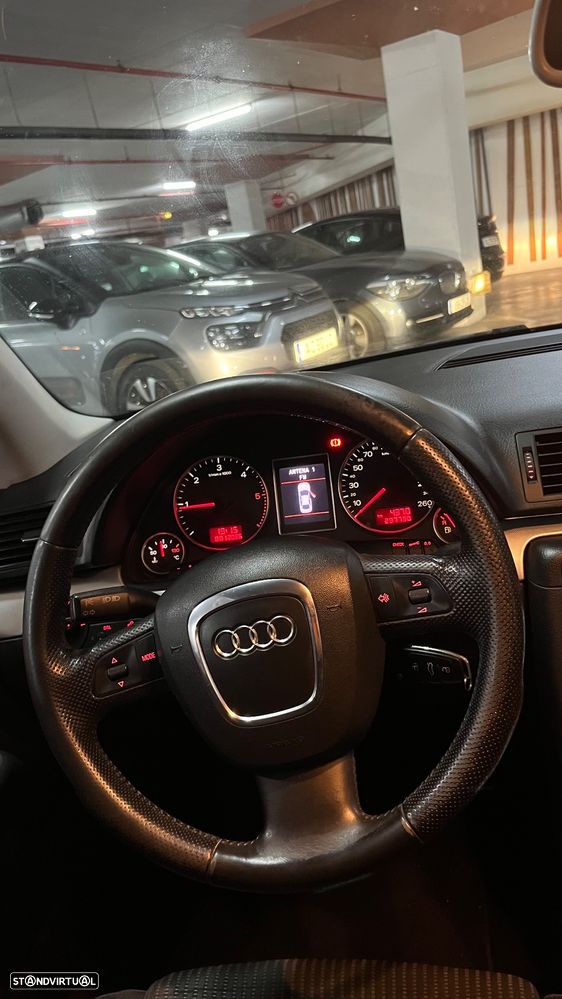 Audi A4 Avant 2.0 TDi S-line - 10