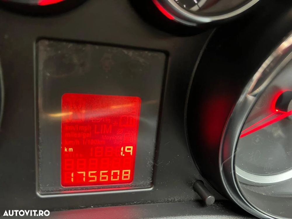 Opel Astra 1.4 Cosmo - 7