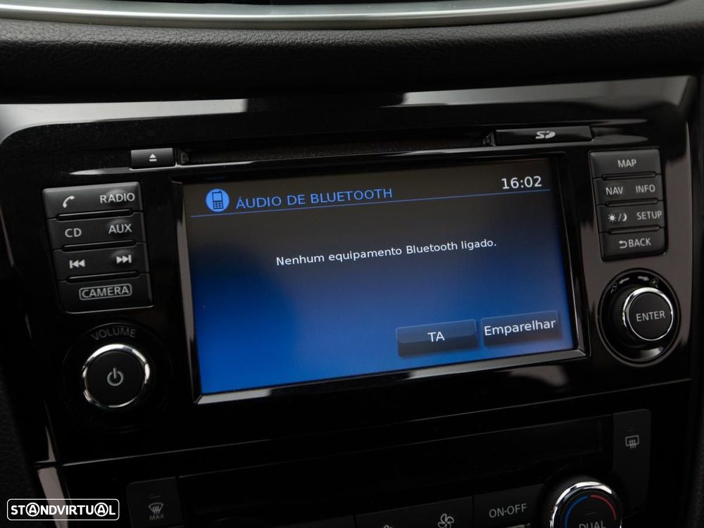 Nissan Qashqai 1.5 dCi N-Connecta - 18