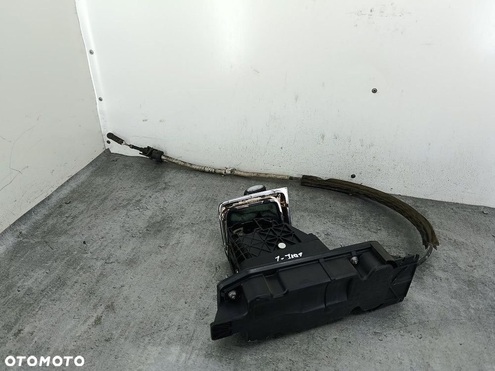 LEWAREK ZMIANY BIEGÓW LINKI VW PASSAT B6 3C1713025F 1K0713061 2.0 FSI - 9