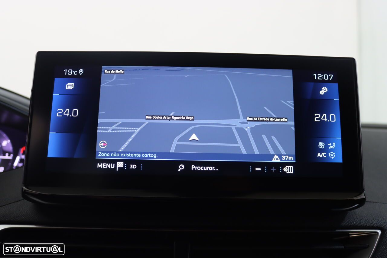 Peugeot 3008 1.2 PureTech Allure - 18