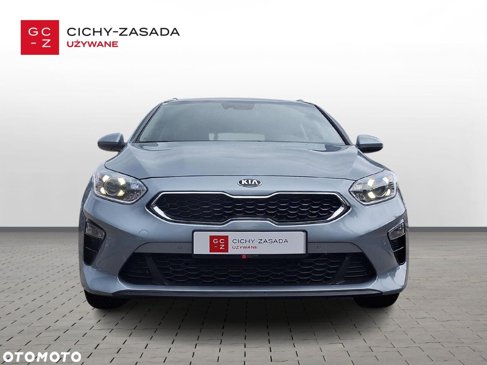 Kia Ceed - 8