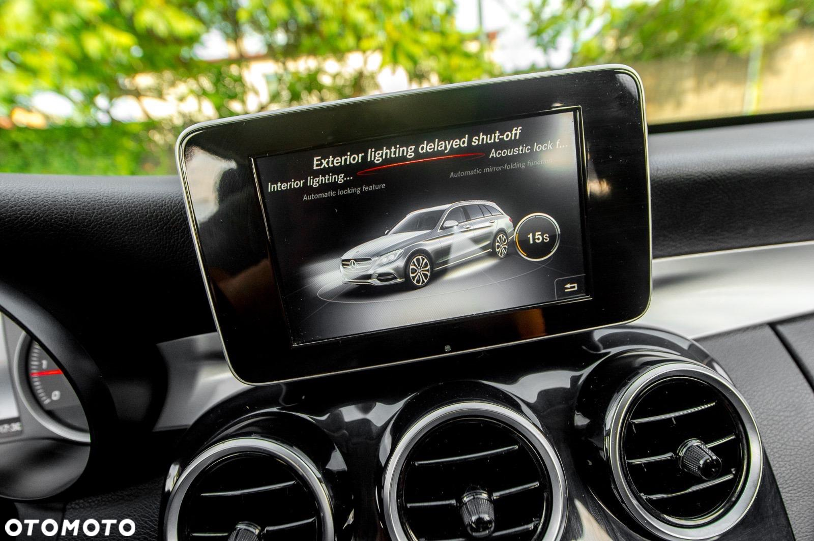 Mercedes-Benz Klasa C 220 d 4-Matic 9G-TRONIC - 28