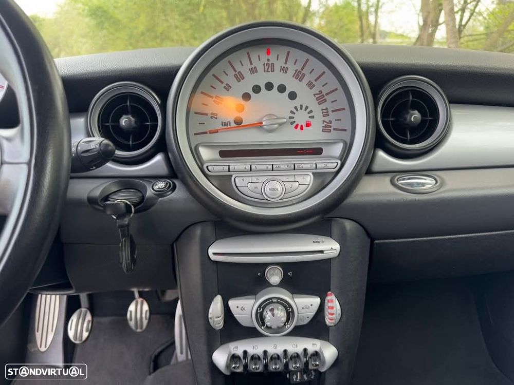 MINI 3 Portas Cooper S - 8