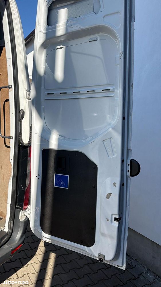 Mercedes-Benz Sprinter - 6