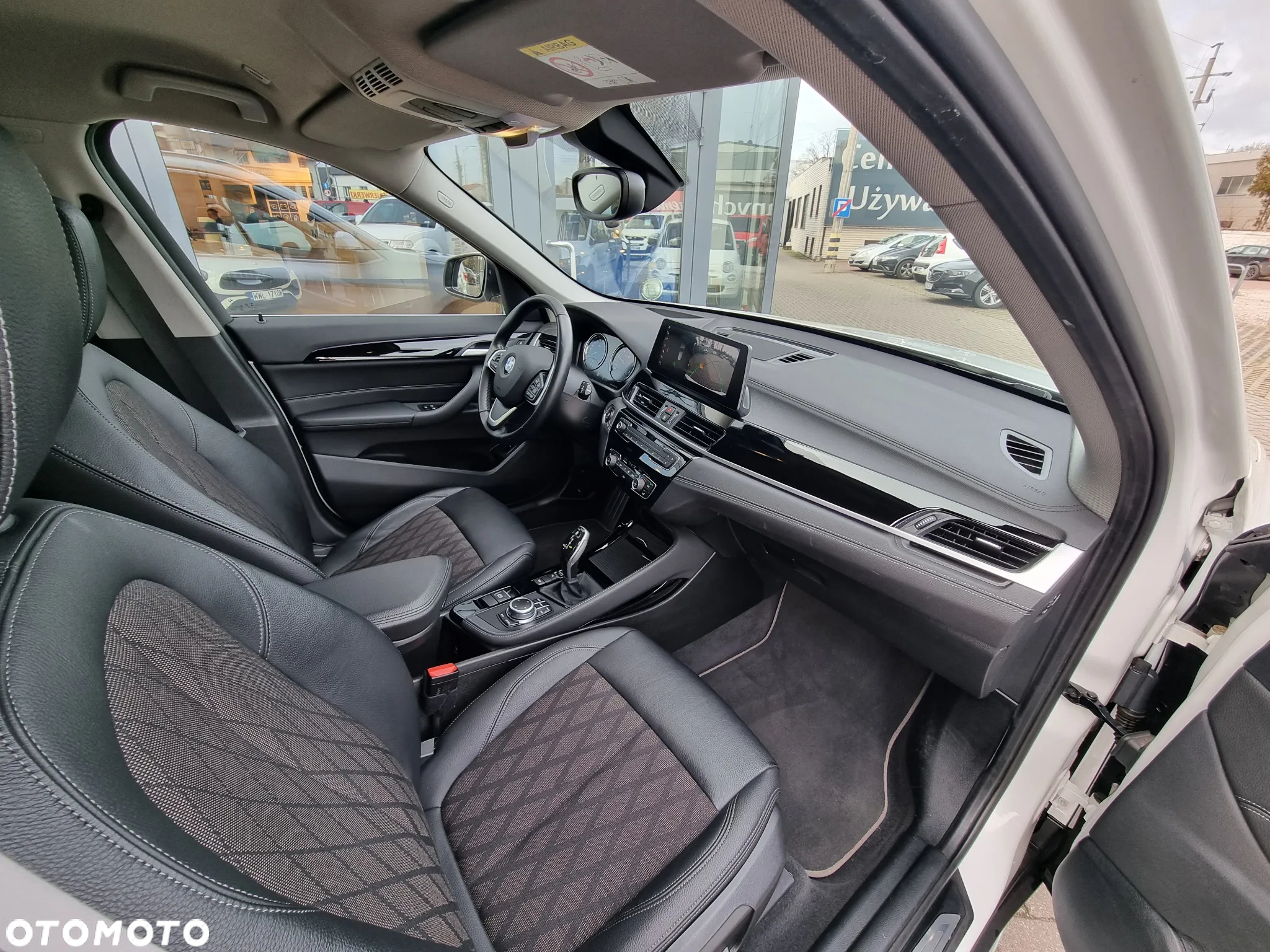 BMW X1 xDrive20d Sport Line - 12